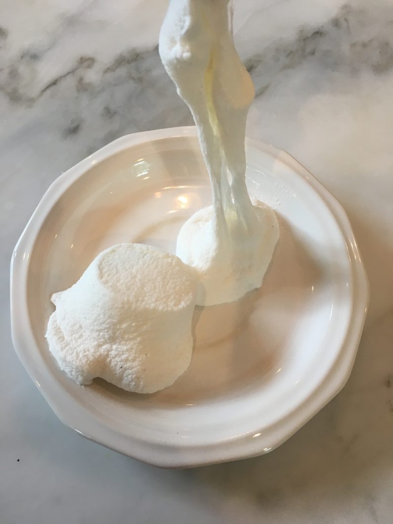 Massive Marshmallows : Science at Home for Kids